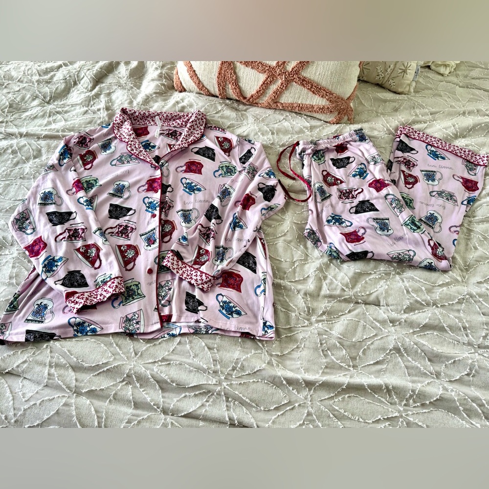 Flora Nikrooz Teacup Print Pajama Set Large